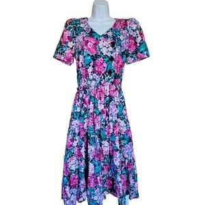 Vintage Miss Oops Cottage Core Floral Black Buttons Short SLV Cotton Dress sz 10